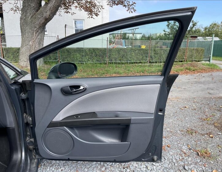 Seat Leon Hatchback 1,6 l 75 kw