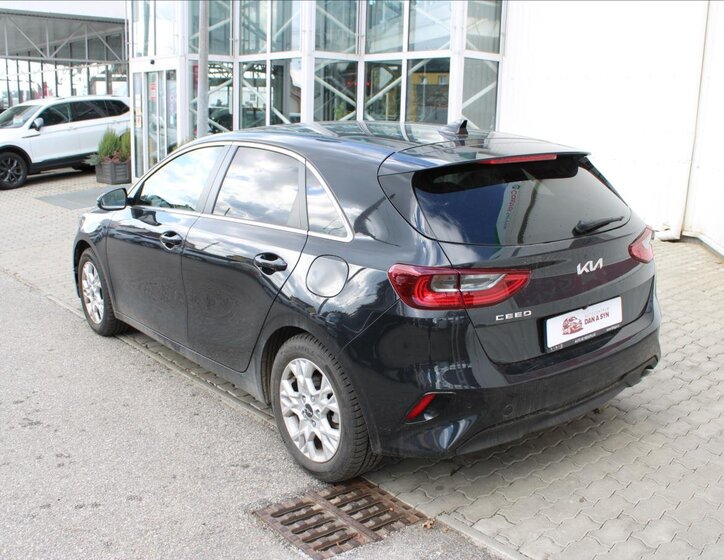 KIA Ceed Hatchback 1,5 l 117 kw