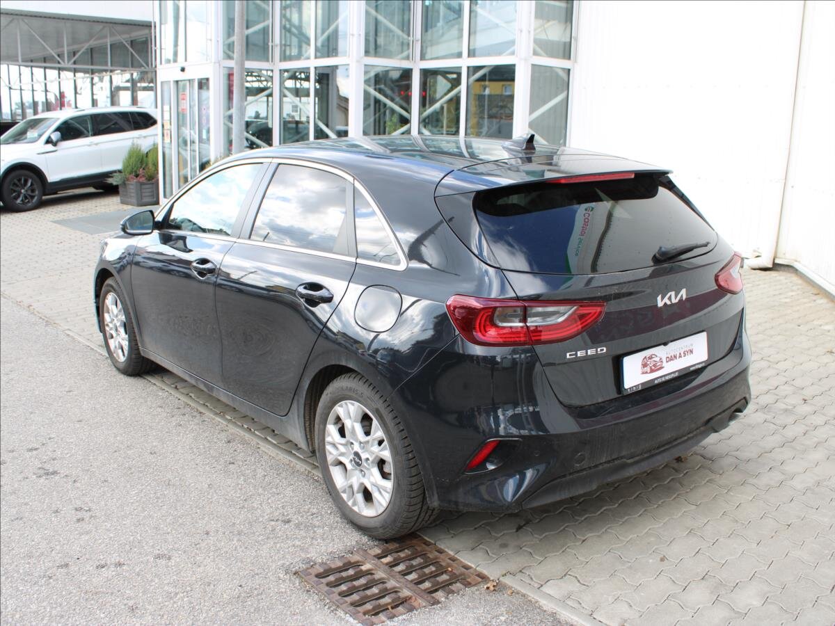 KIA Ceed Hatchback 1,5 l 117 kw