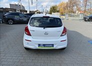 Hyundai i20 6