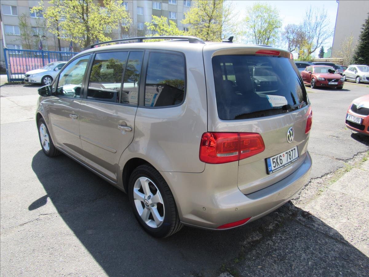 Volkswagen Touran Kombi 1,4 l 103 kw