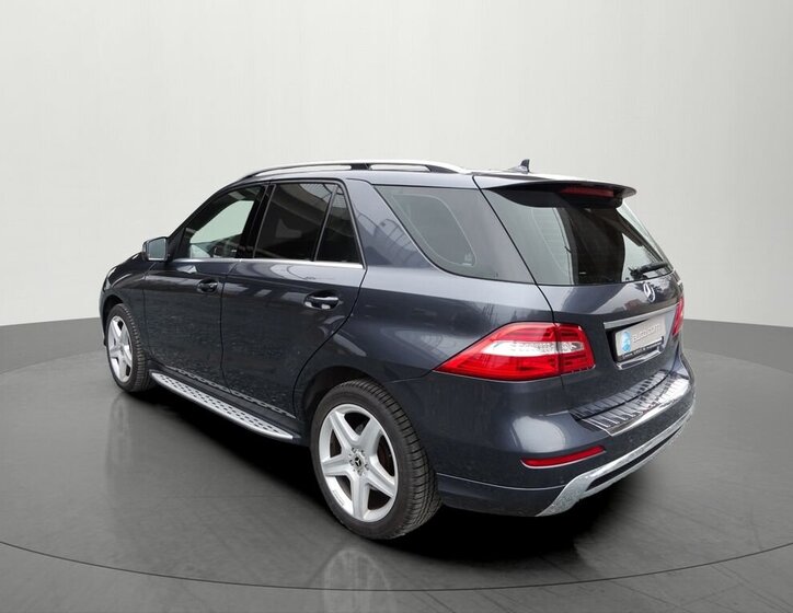 Mercedes-Benz Třídy M SUV / Terénní 3,0 l 190 kw