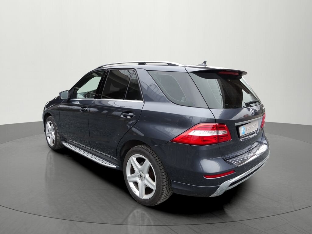 Mercedes-Benz Třídy M SUV / Terénní 3,0 l 190 kw