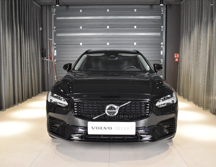 Volvo V90 Kombi 2,0 l 186 kw