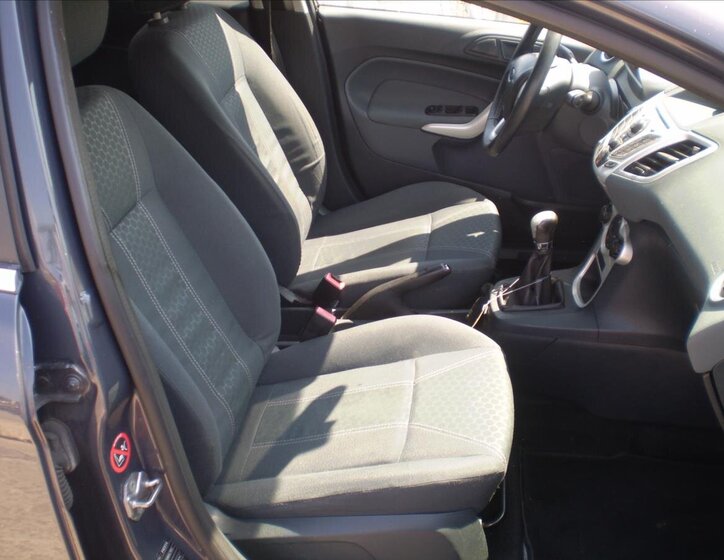 Ford Fiesta Hatchback 1,4 l 51 kw