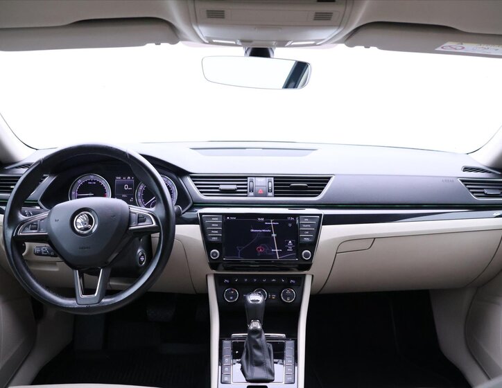 Škoda Superb Kombi 2,0 l 140 kw