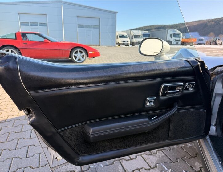 Chevrolet Corvette Kupé 5,7 l 123 kw