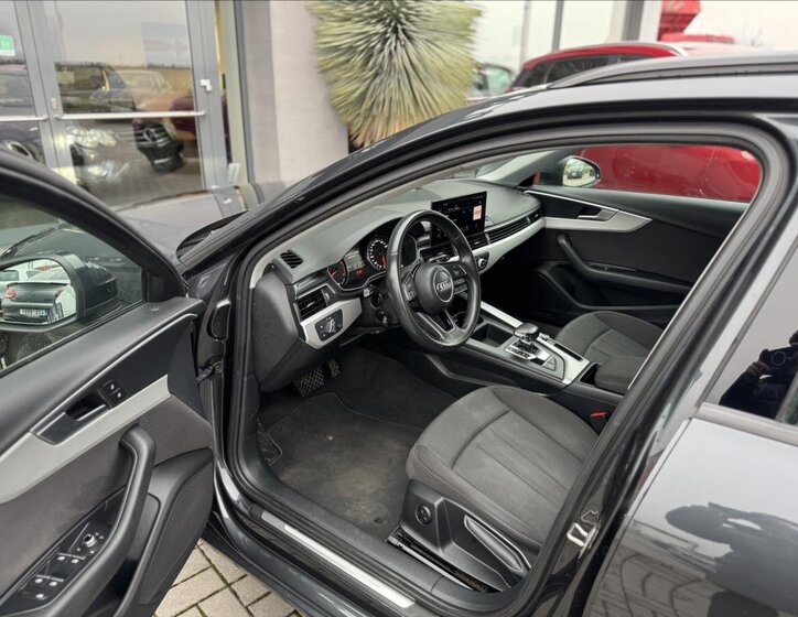 Audi A4 Kombi 2,0 l 120 kw