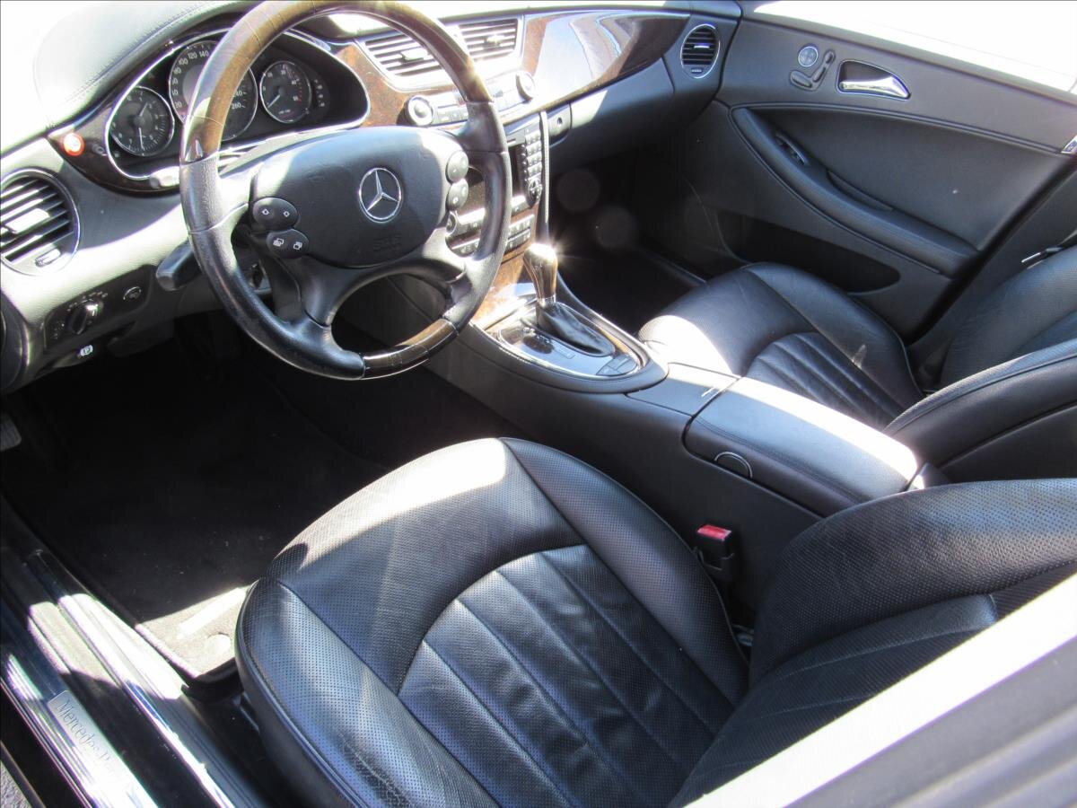 Mercedes-Benz CLS Sedan / Limuzína 3,0 l 165 kw