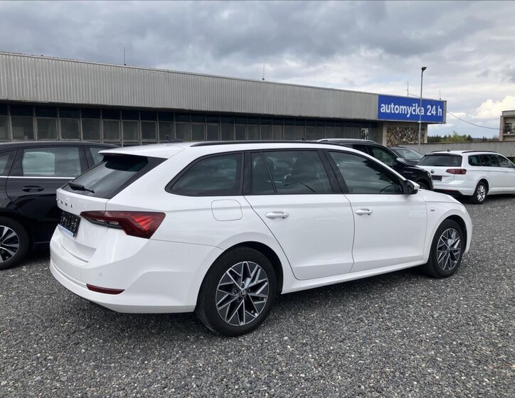 Škoda Octavia Kombi 2,0 l 110 kw
