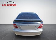Mercedes-Benz Třídy C Kupé 1,8 l 120 kw