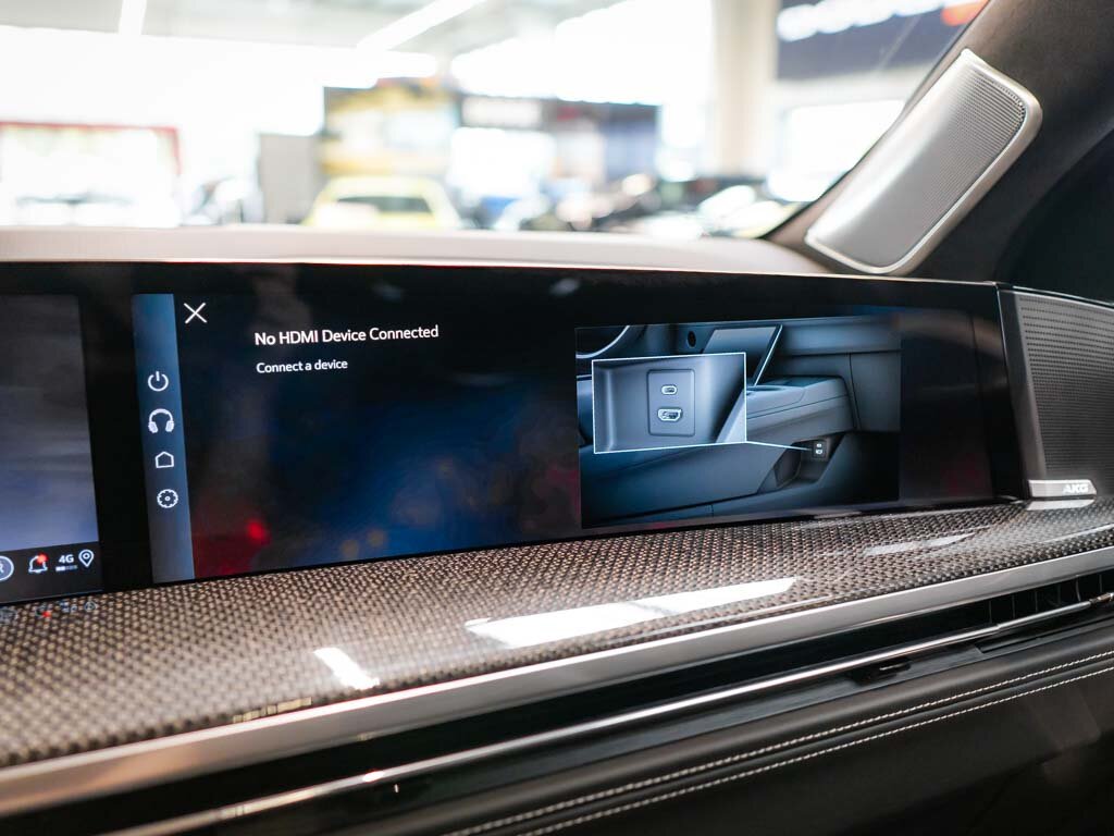 Cadillac Escalade SUV / Terénní 6,2 l 508 kw