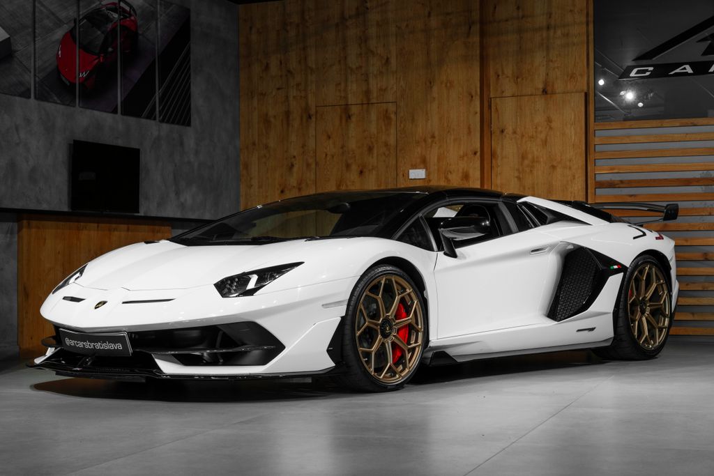 Lamborghini Aventador
