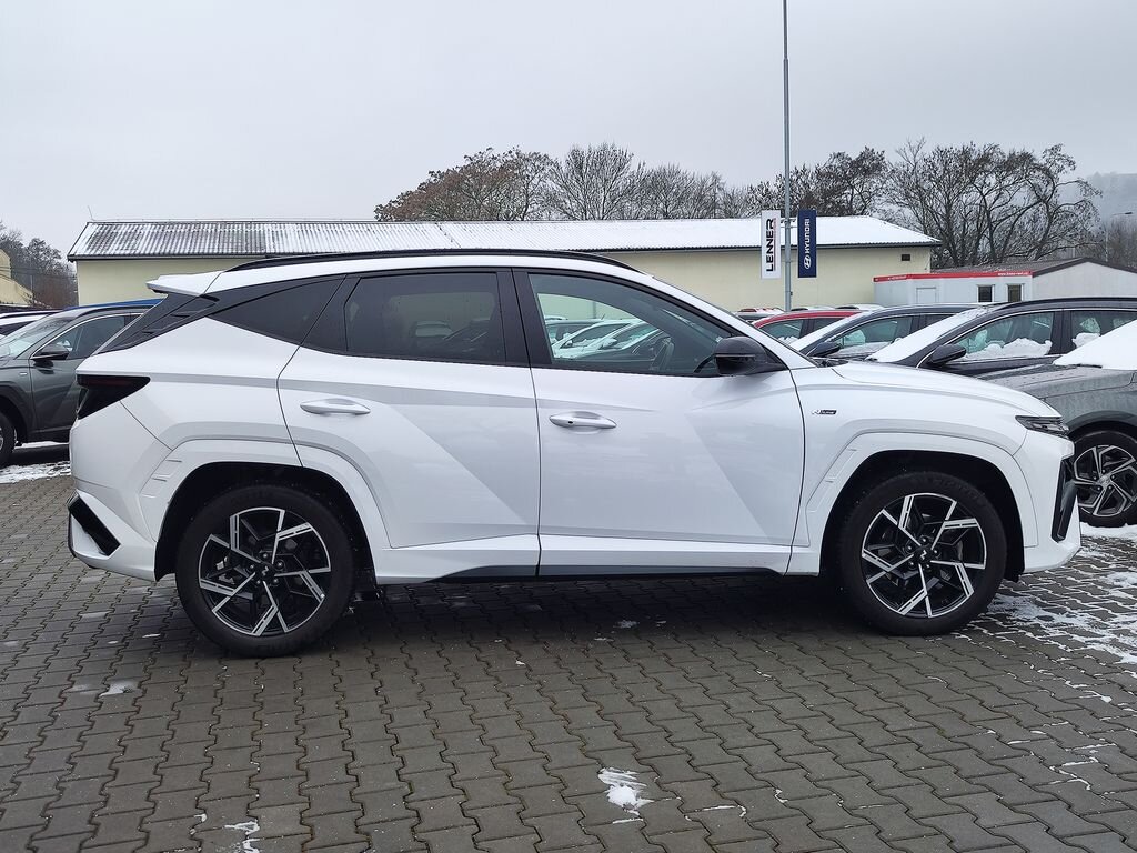 Hyundai Tucson SUV 1,6 l 118 kw