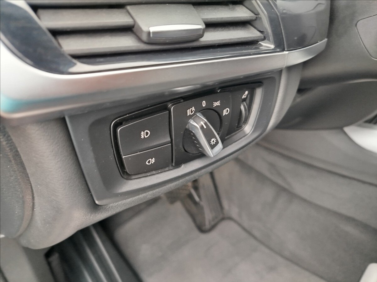 BMW X5 SUV / Terénní 3,0 l 190 kw