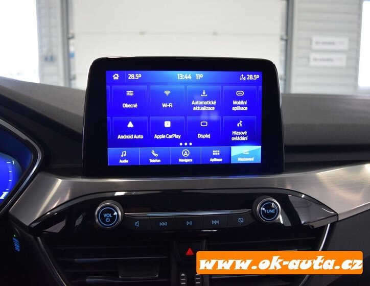 Ford Kuga SUV / Terénní 2,5 l 112 kw