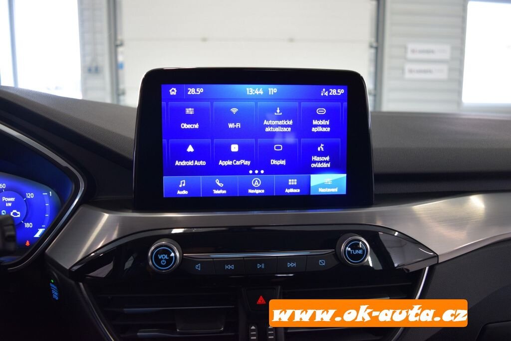 Ford Kuga SUV / Terénní 2,5 l 112 kw