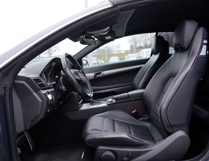 Mercedes-Benz Třídy E 28