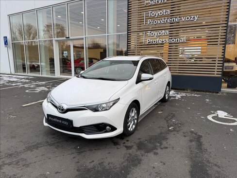 Toyota Auris Kombi 1,6 l 97 kw