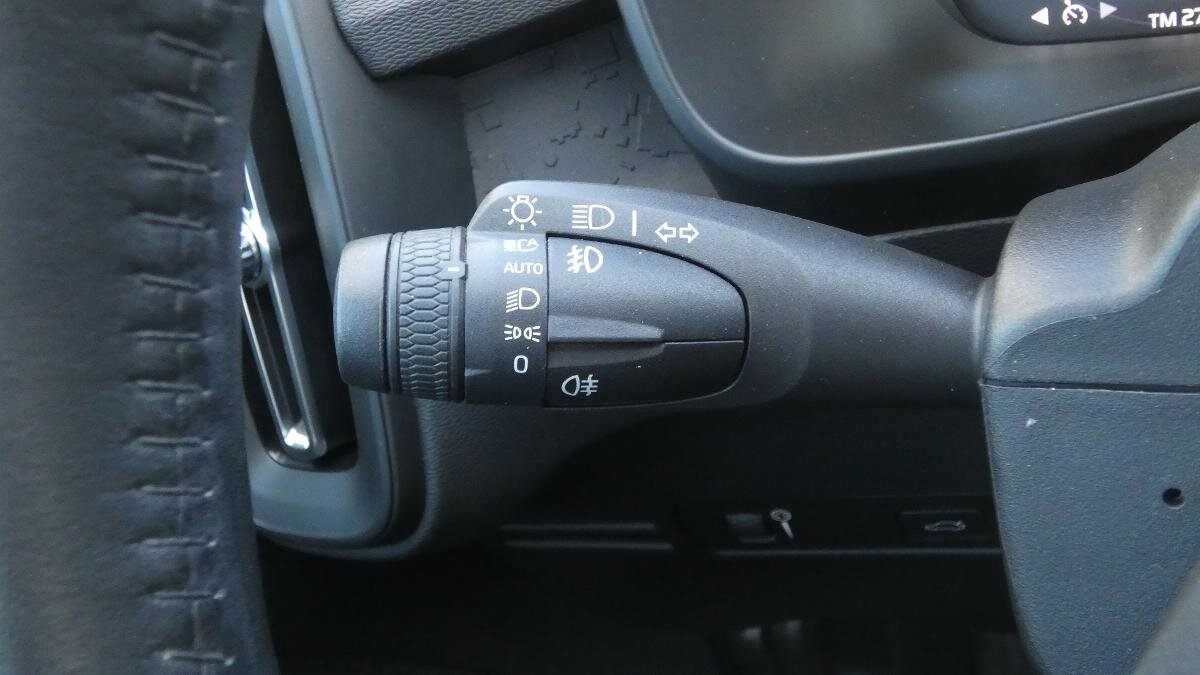 Volvo XC40 SUV / Terénní 1,5 l 95 kw