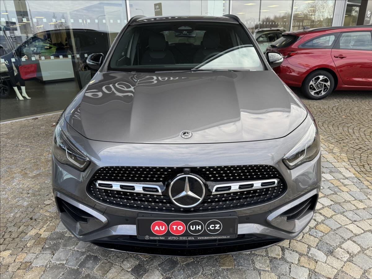 Mercedes-Benz GLA SUV 2,0 l 110 kw