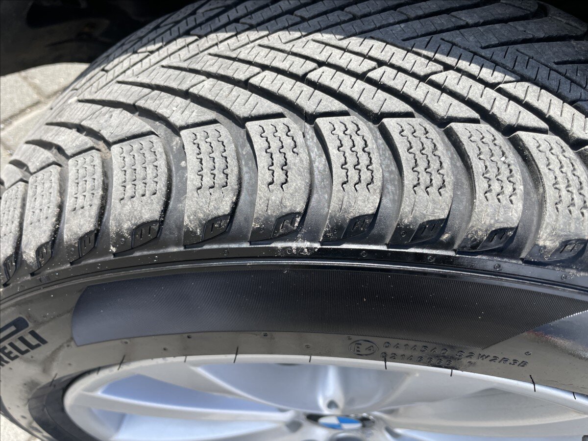 BMW Řada 3 Sedan / Limuzína 3,0 l 225 kw