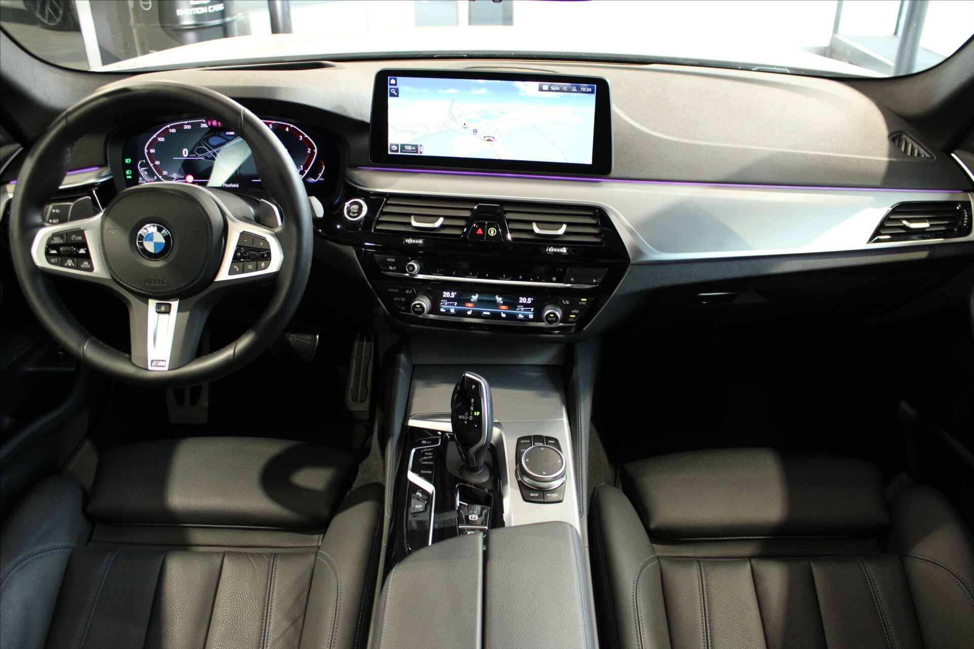 BMW Řada 5 Kombi 3,0 l 210 kw