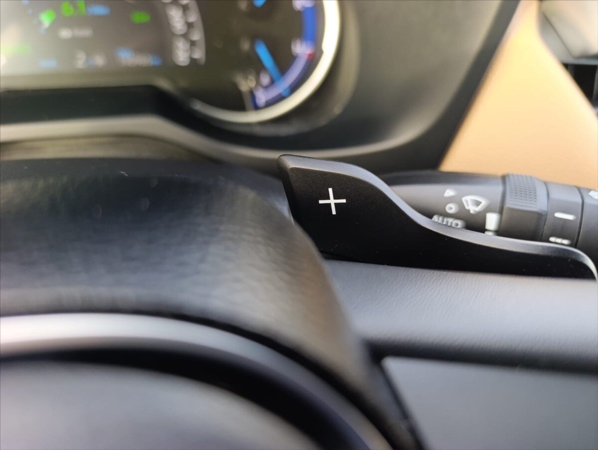 Toyota RAV4 SUV 2,5 l 131 kw