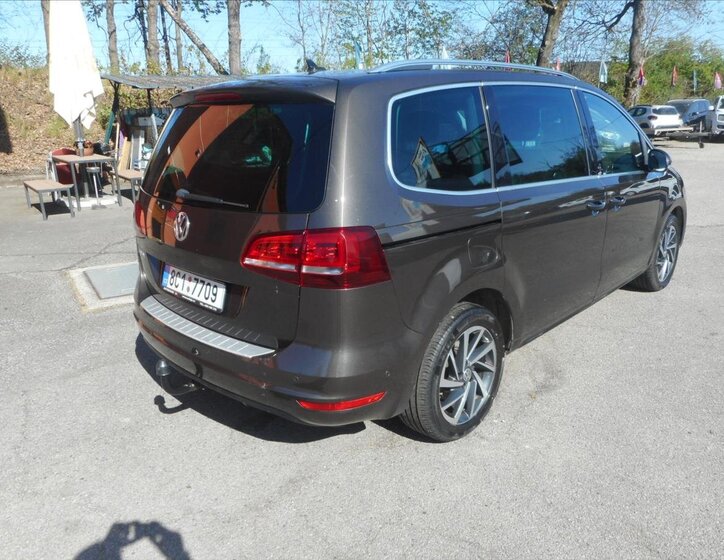 Volkswagen Sharan Kombi 2,0 l 110 kw