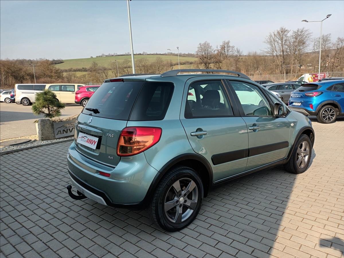 Suzuki SX4 Hatchback 1,6 l 88 kw