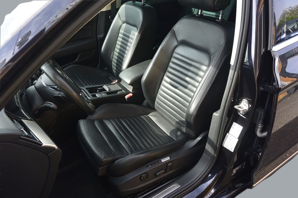 Volkswagen Passat Kombi 2,0 l 176 kw