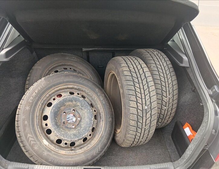 Seat Toledo Sedan / Limuzína 1,2 l 77 kw