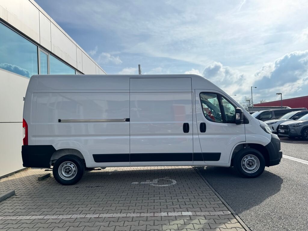 Toyota Proace Max Skříň 2,2 l 88 kw