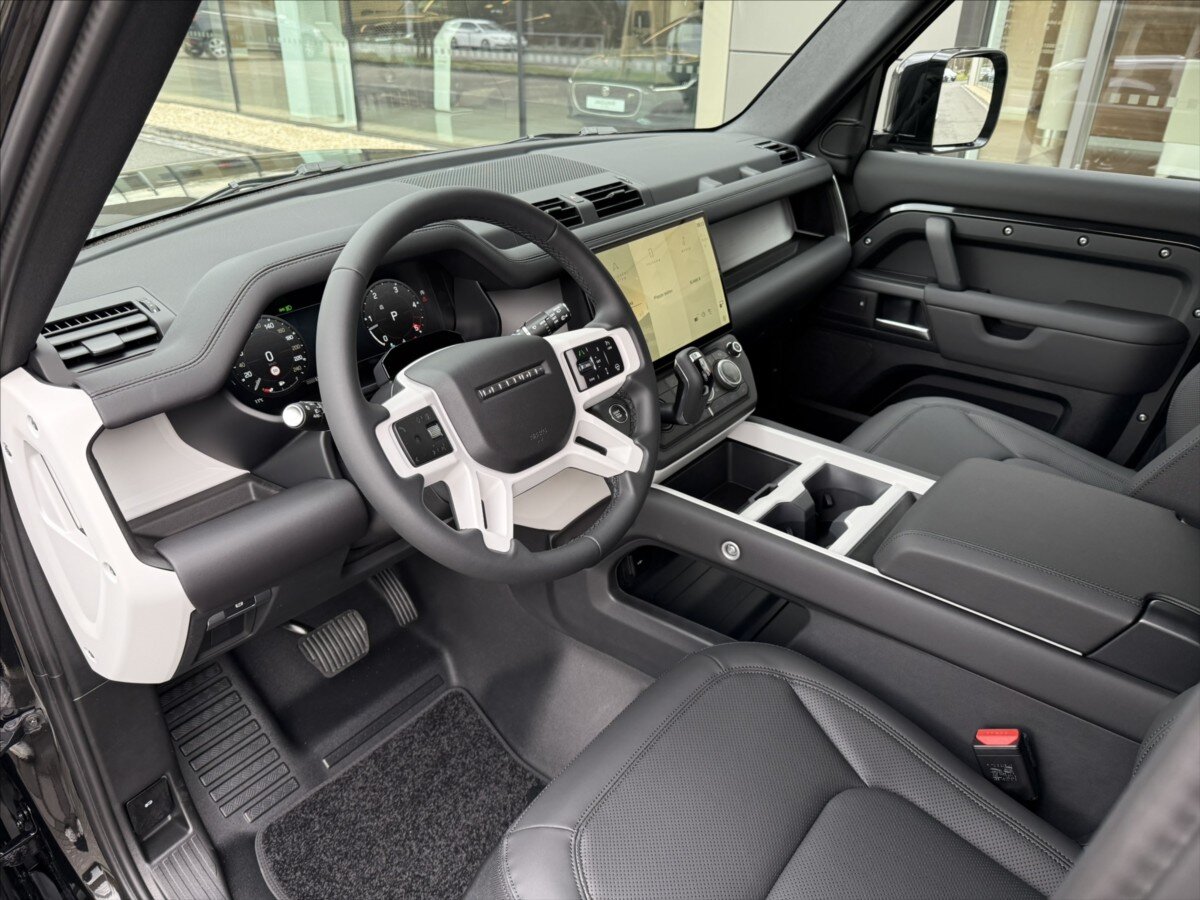 Land Rover Defender SUV / Terénní 3,0 l 147 kw