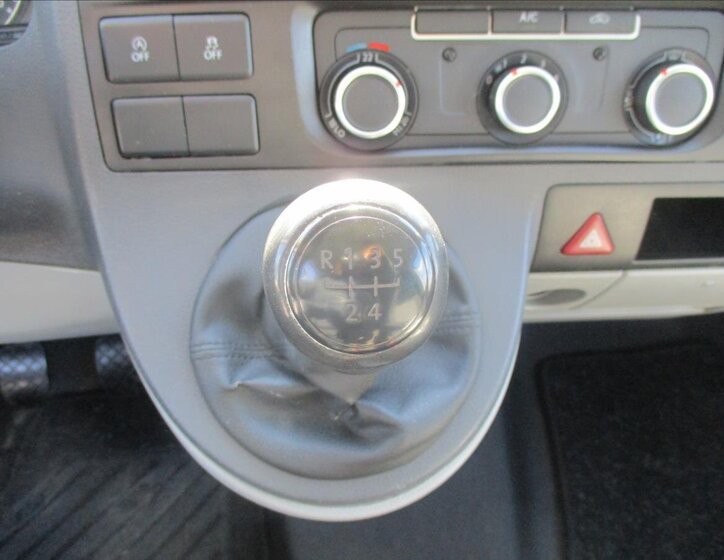 Volkswagen Transporter 17
