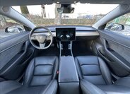 Tesla Model 3 Sedan / Limuzína 0,0 239 kw