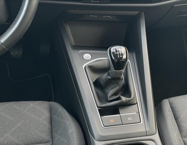 Volkswagen Golf Kombi 1,5 l 96 kw