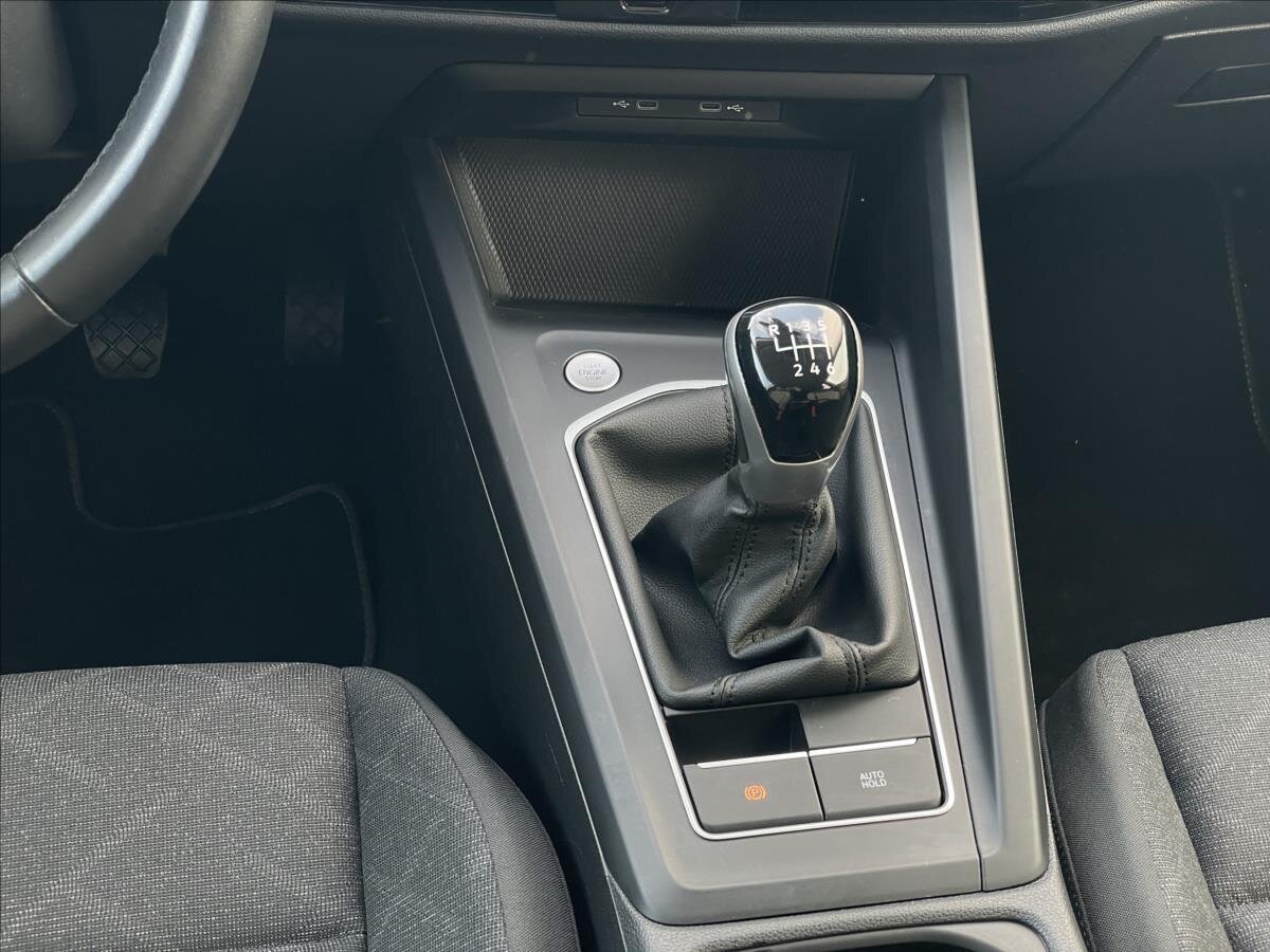 Volkswagen Golf Kombi 1,5 l 96 kw