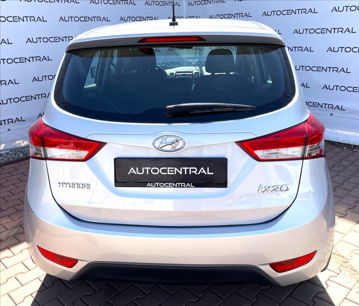 Hyundai ix20 MPV 1,4 l 66 kw