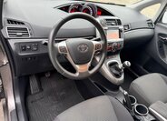 Toyota Verso MPV 1,6 l 97 kw
