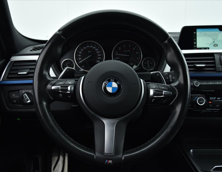 BMW Řada 3 Kombi 2,0 l 135 kw