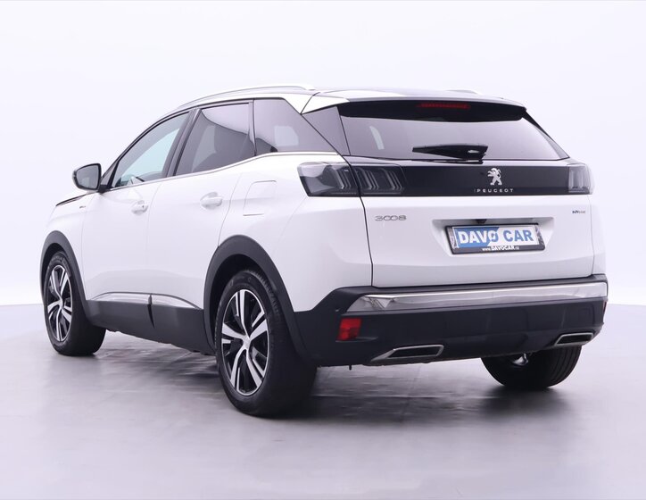 Peugeot 3008 SUV 1,6 l 133 kw