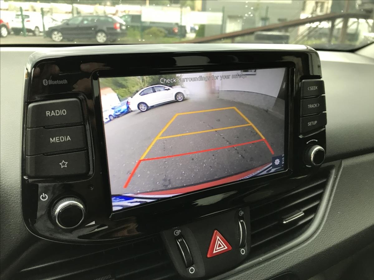 Hyundai i30 Kombi 998,0 88 kw