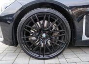 BMW Řada 7 Sedan / Limuzína 4,4 l 390 kw
