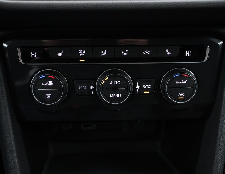 Volkswagen Tiguan Allspace SUV / Terénní 2,0 l 110 kw