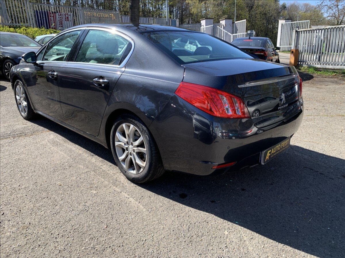 Peugeot 508 Sedan / Limuzína 2,0 l 120 kw
