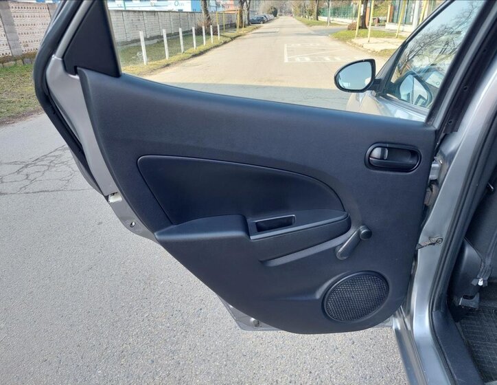 Mazda 2 Hatchback 1,3 l 55 kw