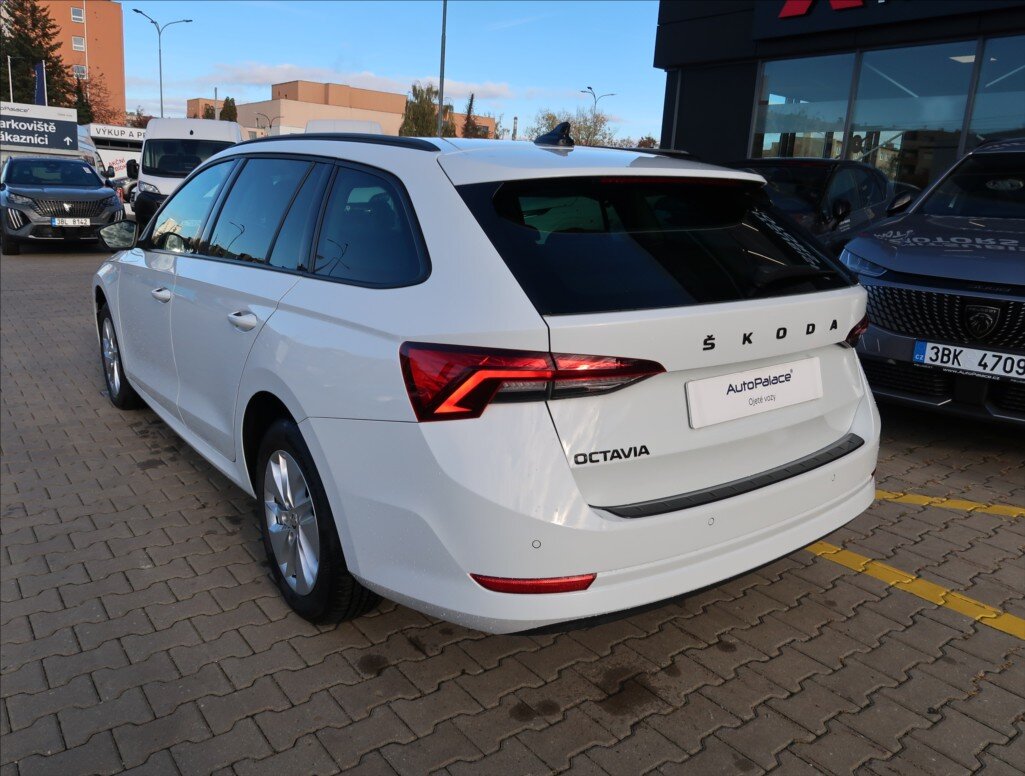 Škoda Octavia Kombi 2,0 l 85 kw