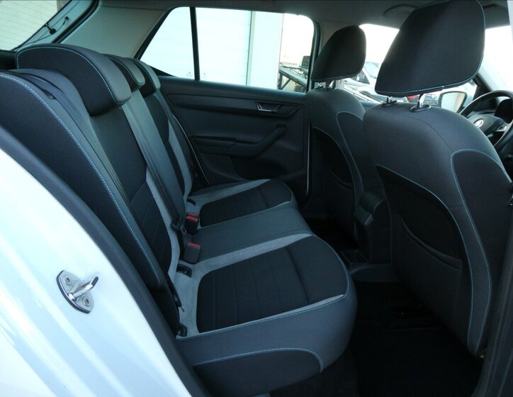 Škoda Fabia Hatchback 999,0 55 kw