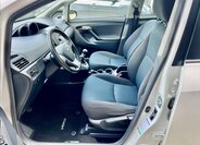 Toyota Verso MPV 1,6 l 82 kw